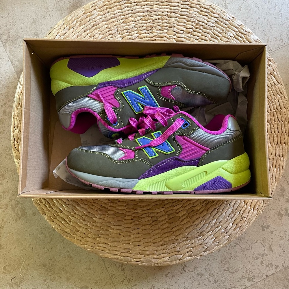 New Balance x Stray Rats Collab MT580 Sneakers